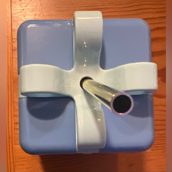 Travel Cup ✨SALE✨ - Picture 3 of 6